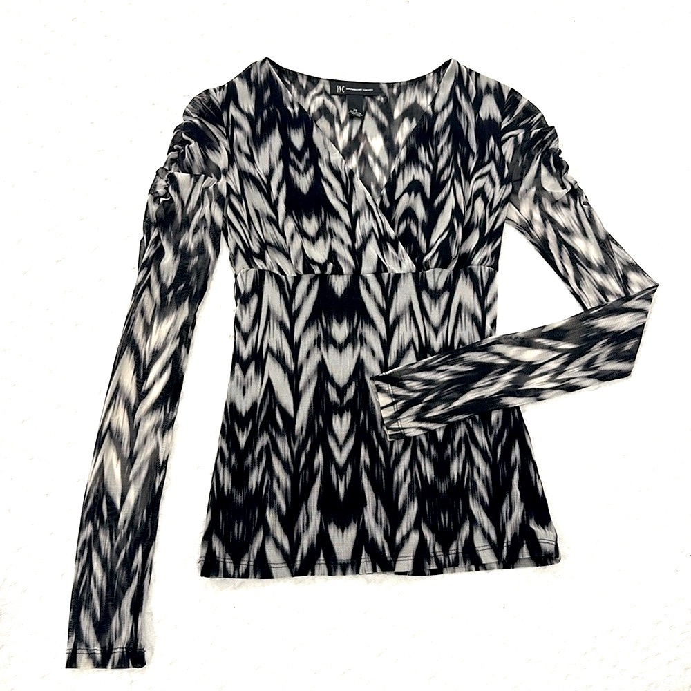 INC International Concepts Lined Mesh V-neck Ruched Sleeve Top Black White